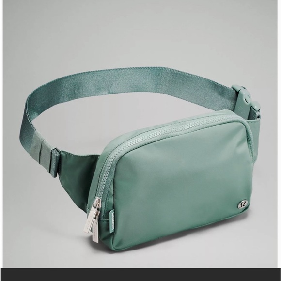 NWT Lululemon Everywhere Belt Bag LARGE Tidewater Teal New - Picture 3 of 11